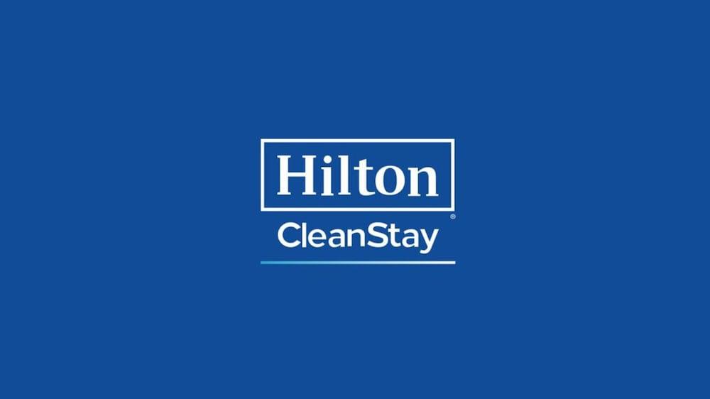 Hilton Garden Inn Dallas Арлингтон Экстерьер фото