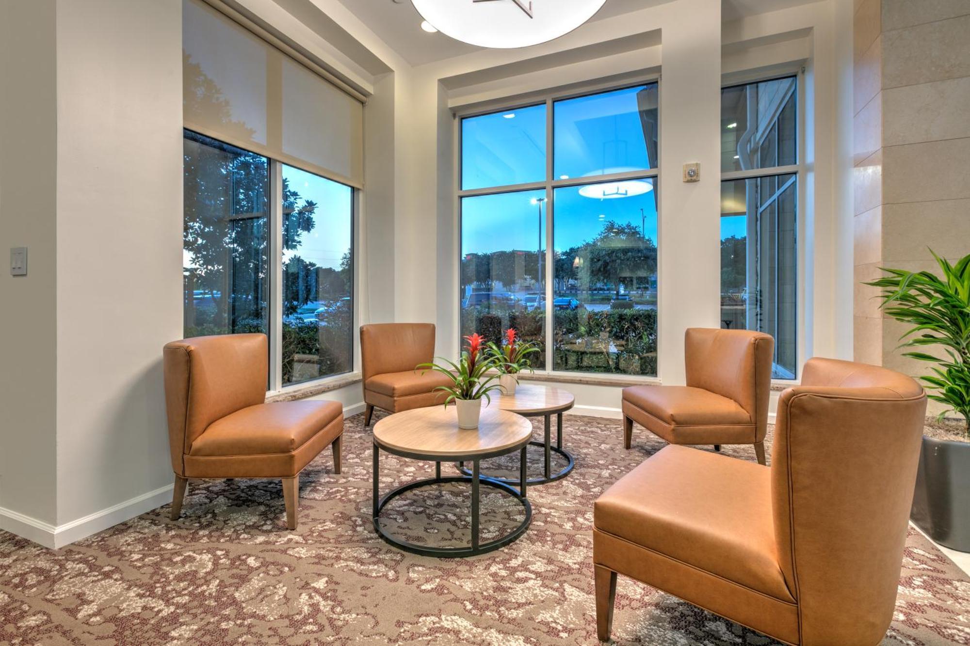 Hilton Garden Inn Dallas Арлингтон Экстерьер фото