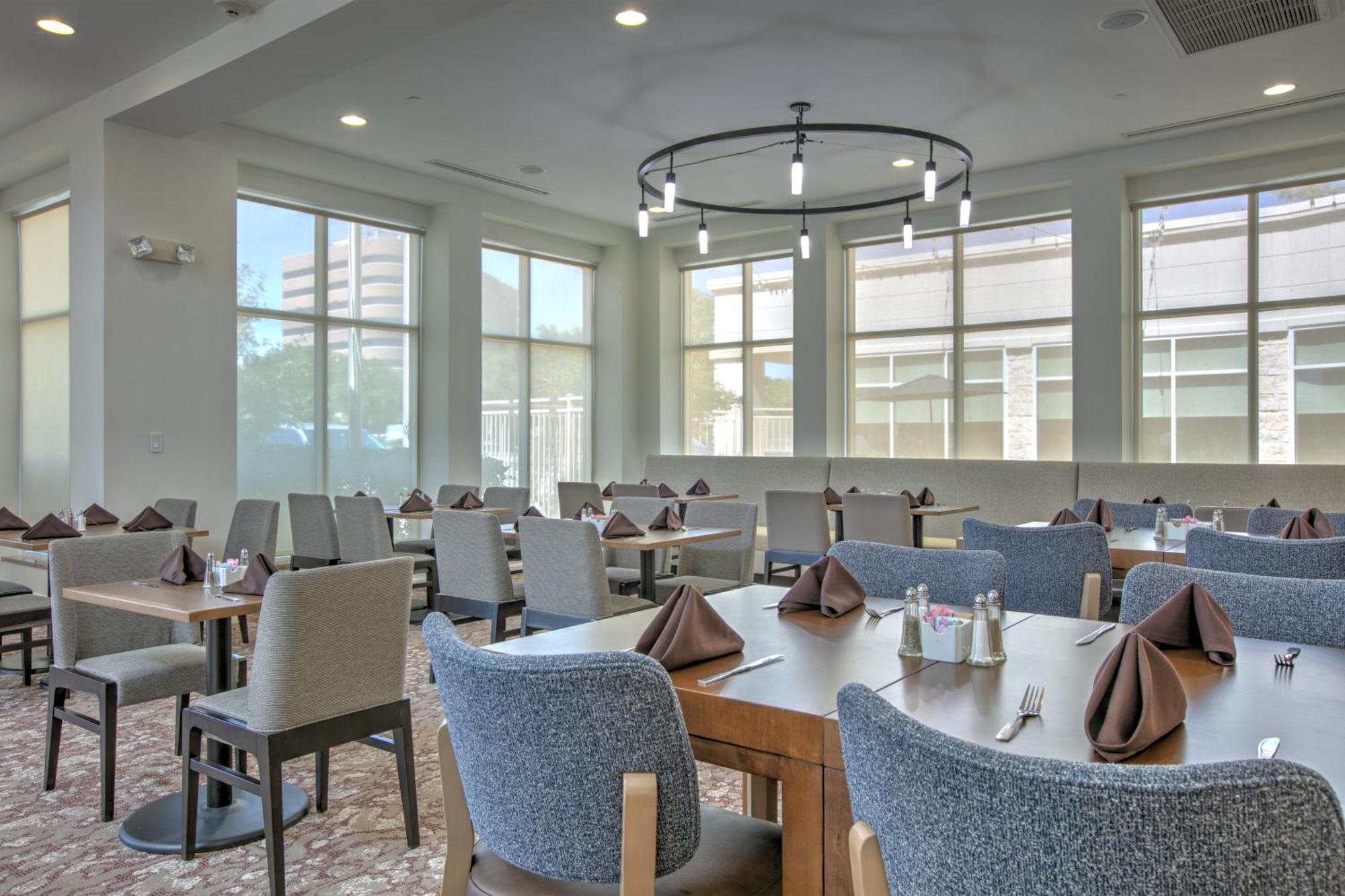 Hilton Garden Inn Dallas Арлингтон Экстерьер фото